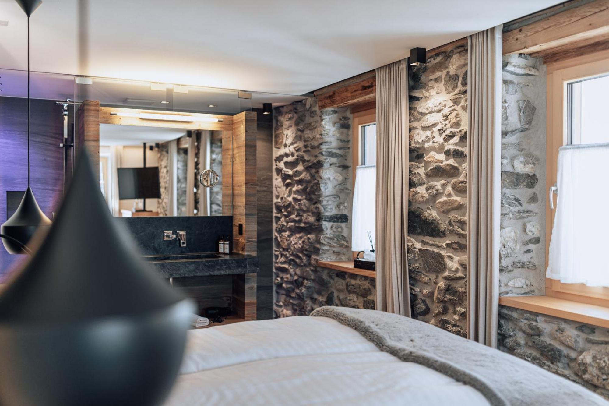 Laret Private Boutique Hotel - Adults Only Samnaun Exterior photo