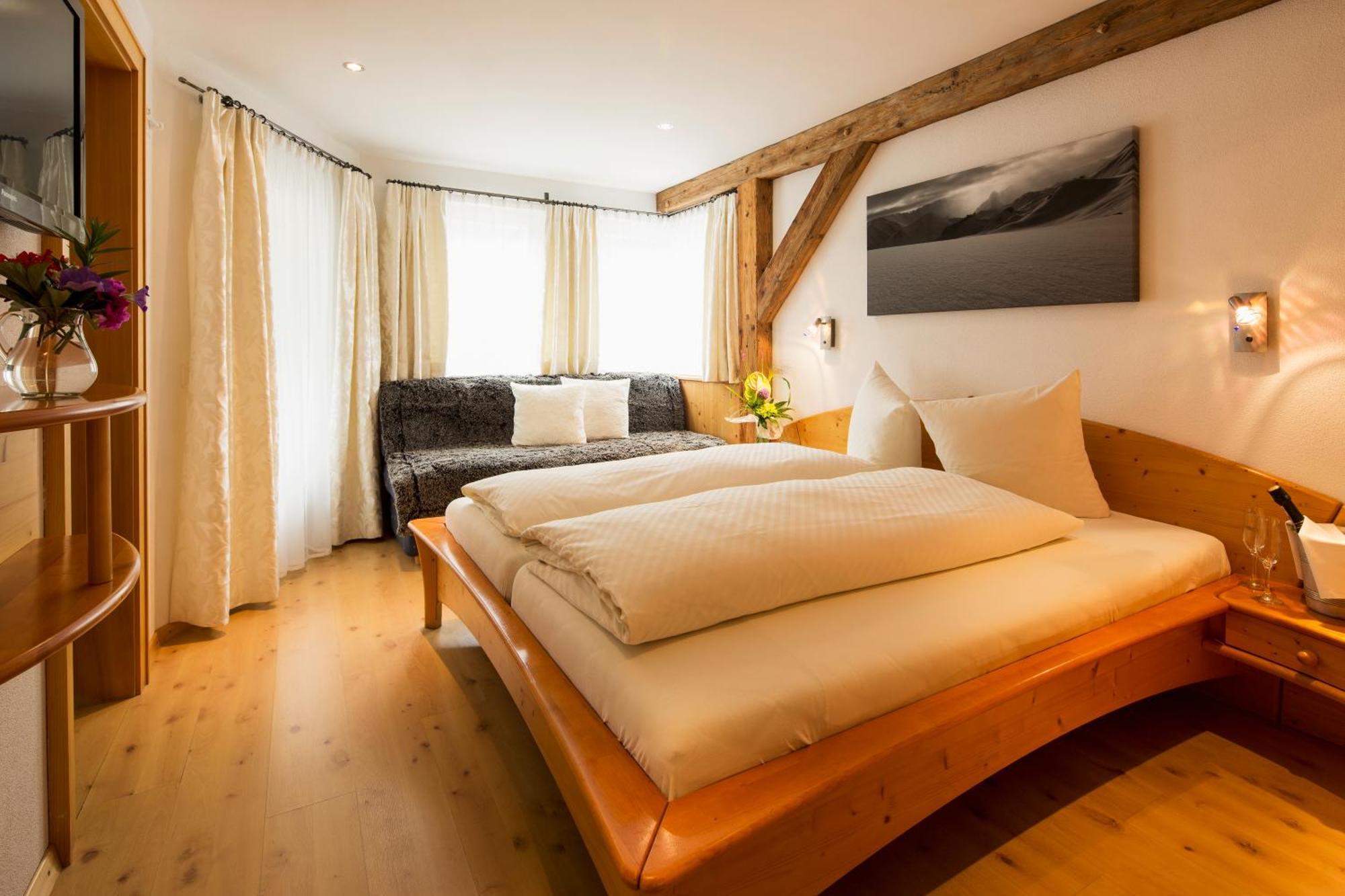 Laret Private Boutique Hotel - Adults Only Samnaun Exterior photo